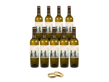 Pohled přední na láhev Svatební víno ozdobí svatební stůl