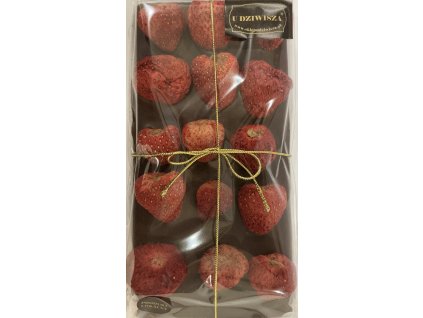 MLÉČNÁ ČOKOLÁDA S JAHODAMI