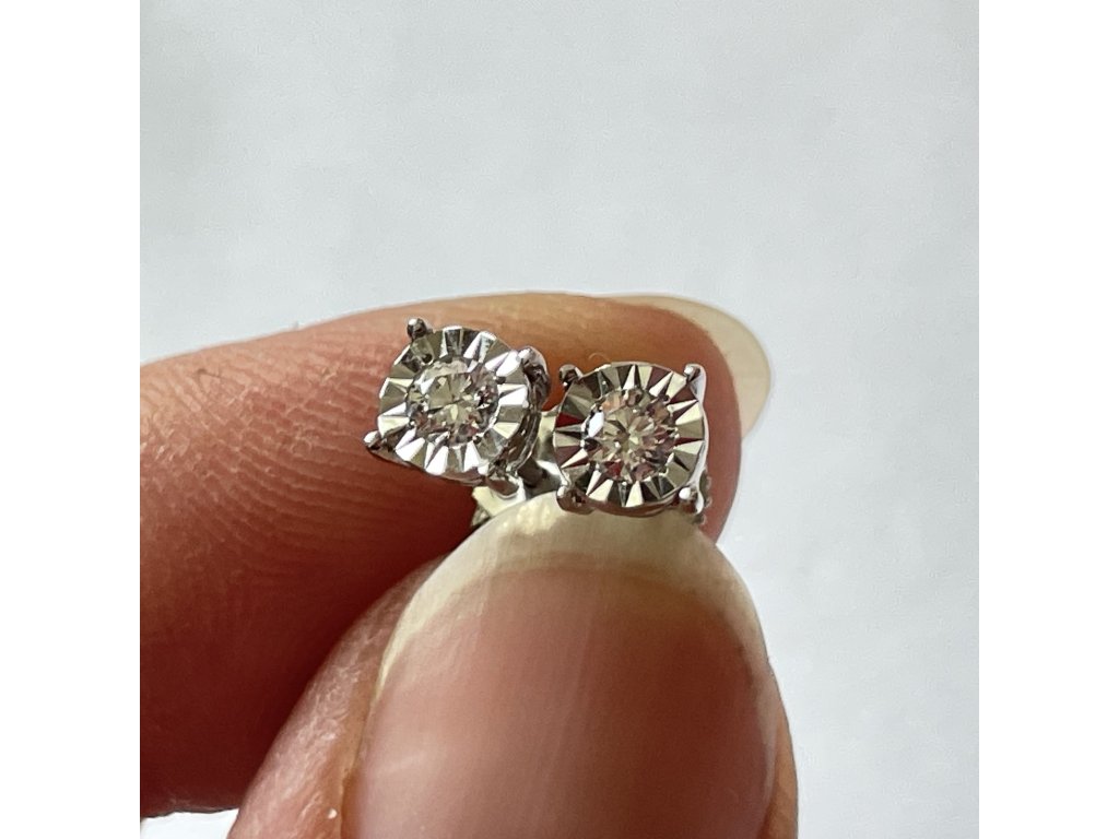 Stříbrné náušnice s diamanty 0,20ct