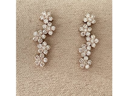Zlaté náušnice 18K (750) – visací kytičky s přírodními diamanty (0,94 ct)
