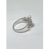 Stříbrný prsten čiré zirkony