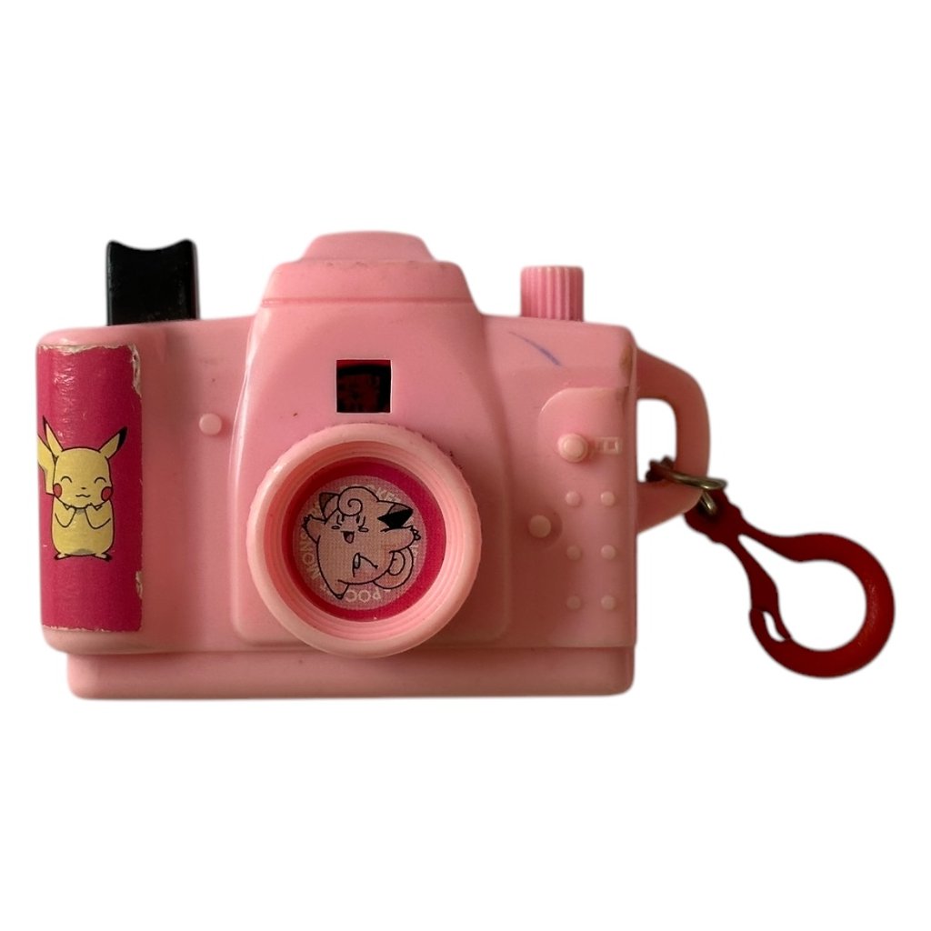 1999 nintendo pocket monsters game freak creatures pikachu pink keychain camera klíčenka pokemon 1