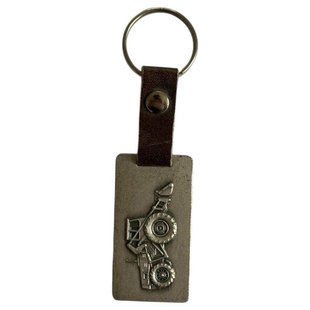 vintage key chain klíčenka volvo ibm 2