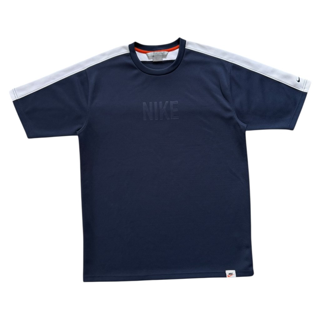 nike vintage dresové triko 1