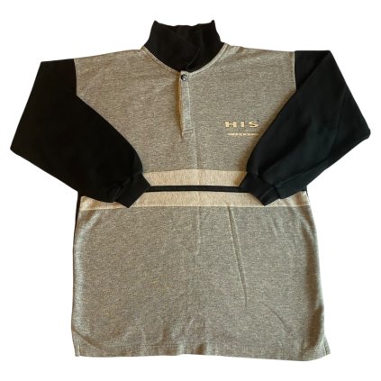 his vintage sweateR 2