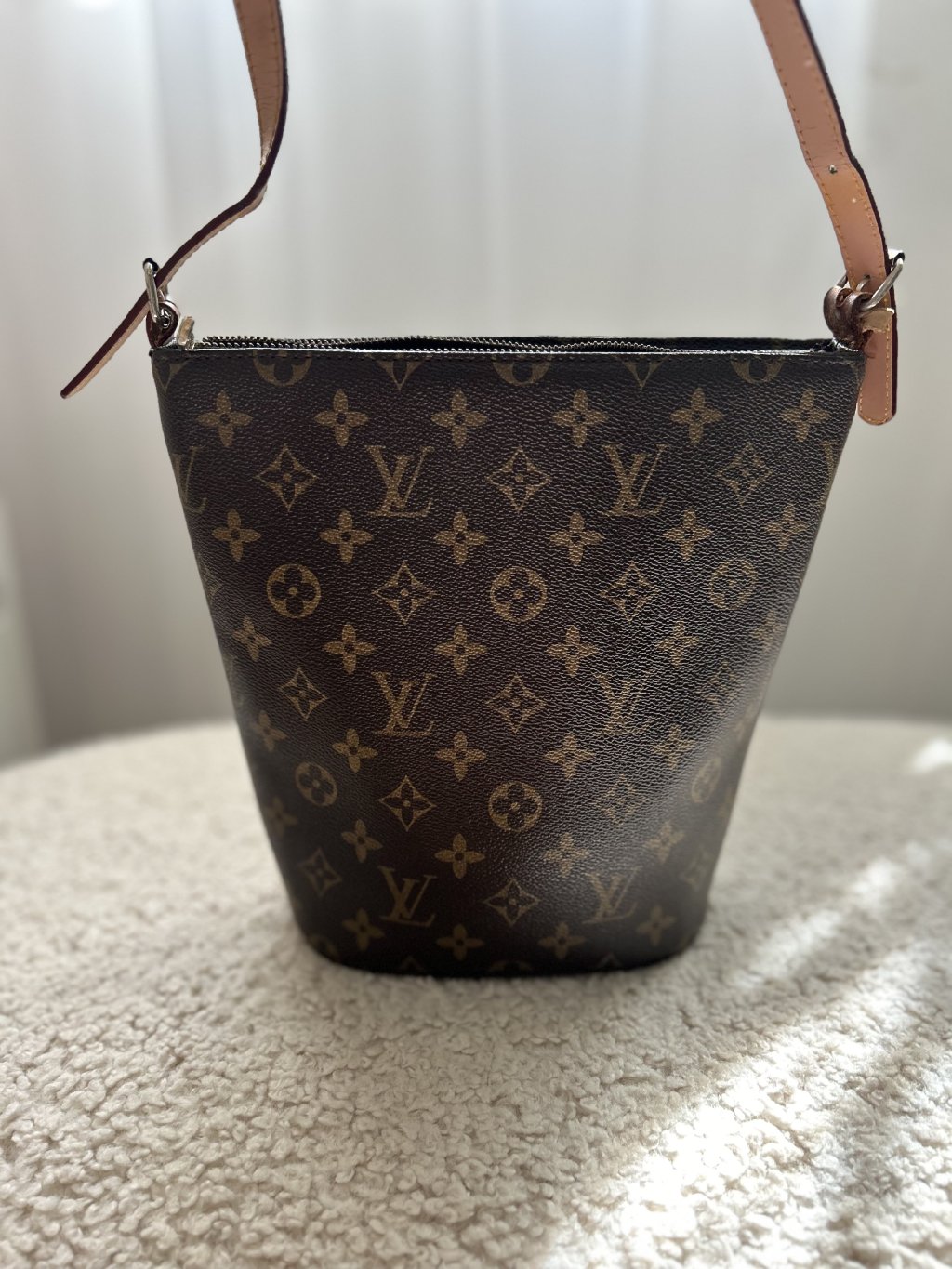 Dámska kabelka podobná Louis Vuitton