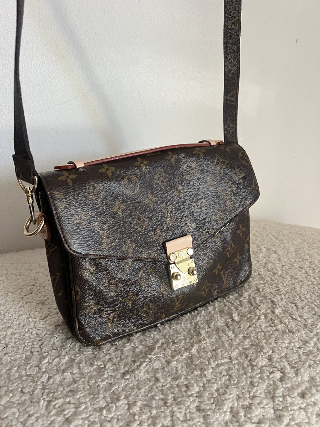 dámska kabelka podobná Louis Vuitton