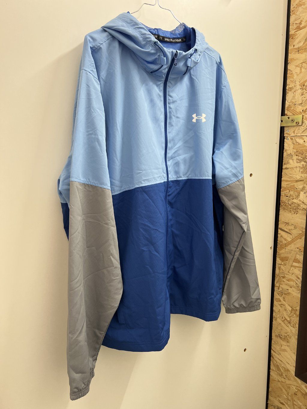 Under Armour prechodná bunda