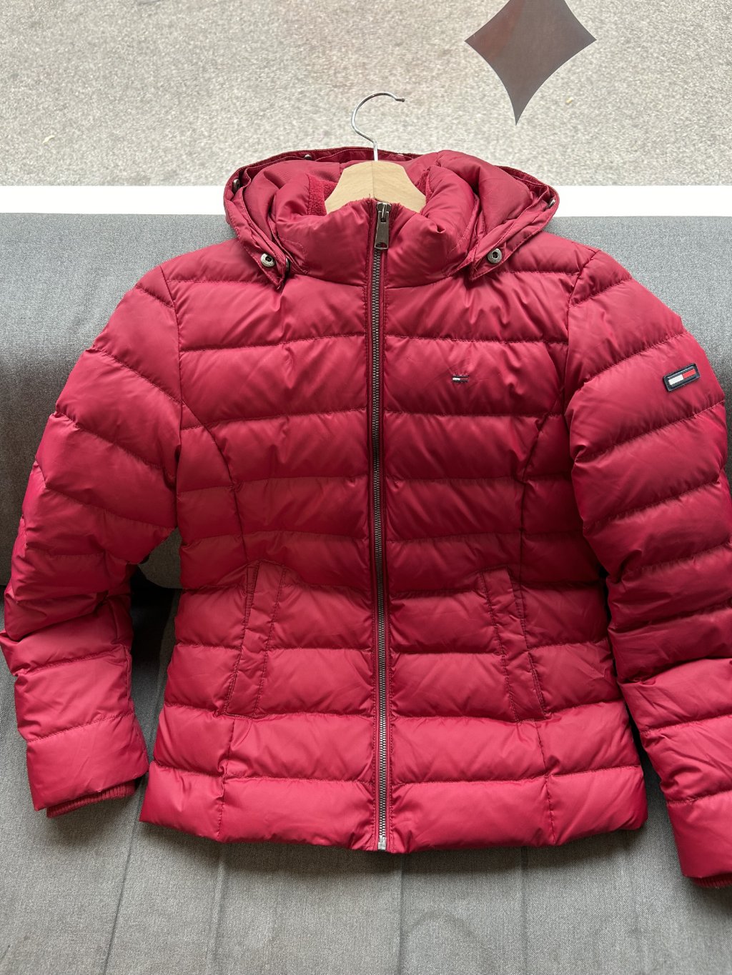 Tommy Hilfiger krátka zimná bunda