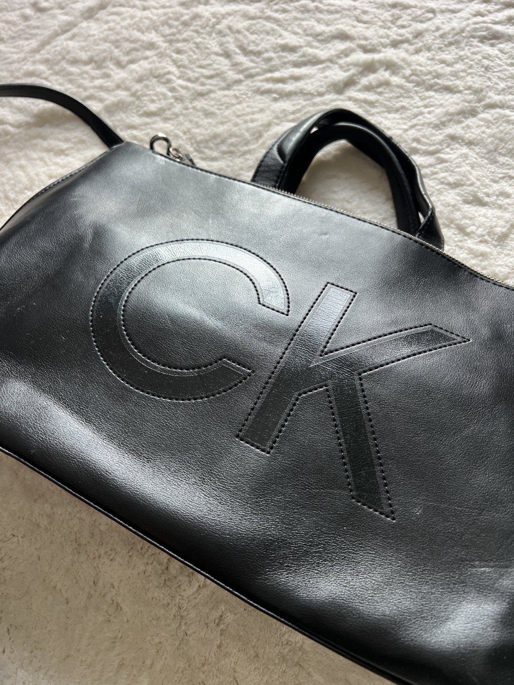 dámska kabelka Calvin Klein