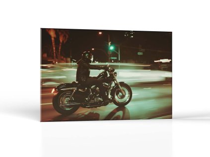 Jazda v uliciach na Harley Davidson | Obrazy Vintessia
