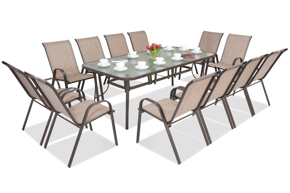 Ako si vybrať záhradný nábytok, ktorý premení vašu terasu na raj?