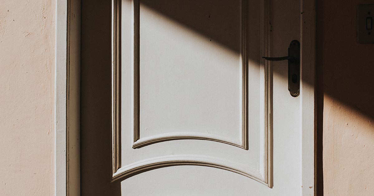 Maľovanie zárubní: malá zmena, veľký efekt