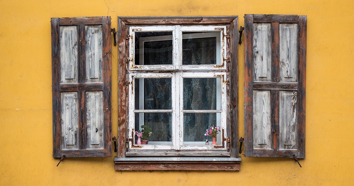 Renovácia okien ľahko a rýchlo s farbami Vintro