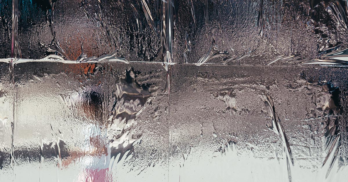 Využite metalickú farbu na kreatívne dekorácie