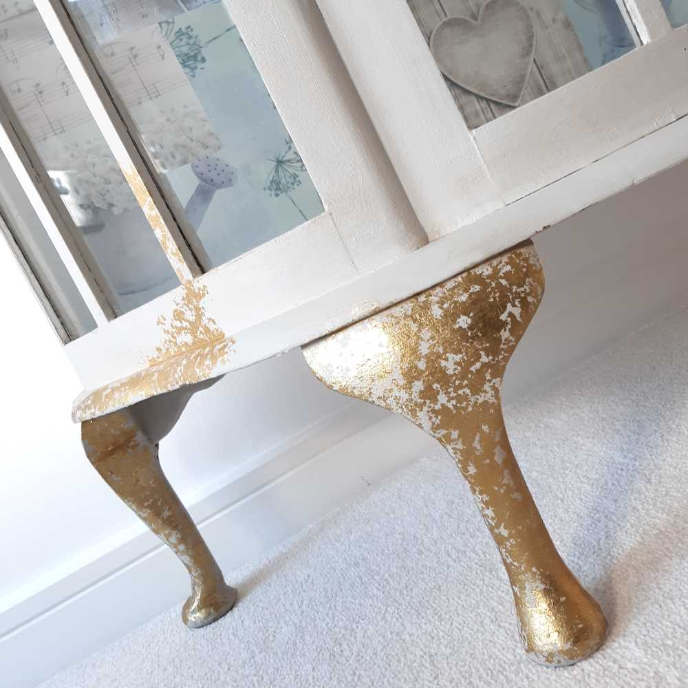 chalk-paint-cabinet-champagne-waltz-vintro-2