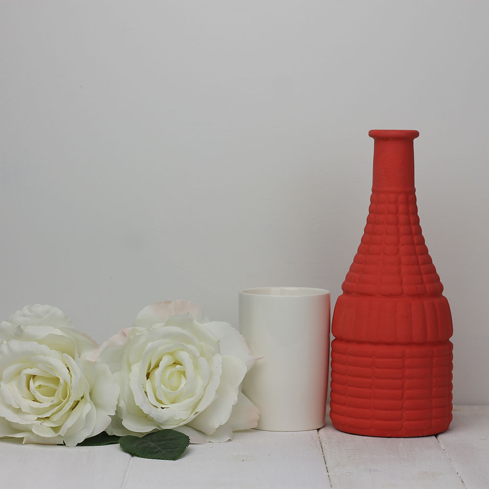 chalk-paint-coral-medusa-bottle-vintro-2