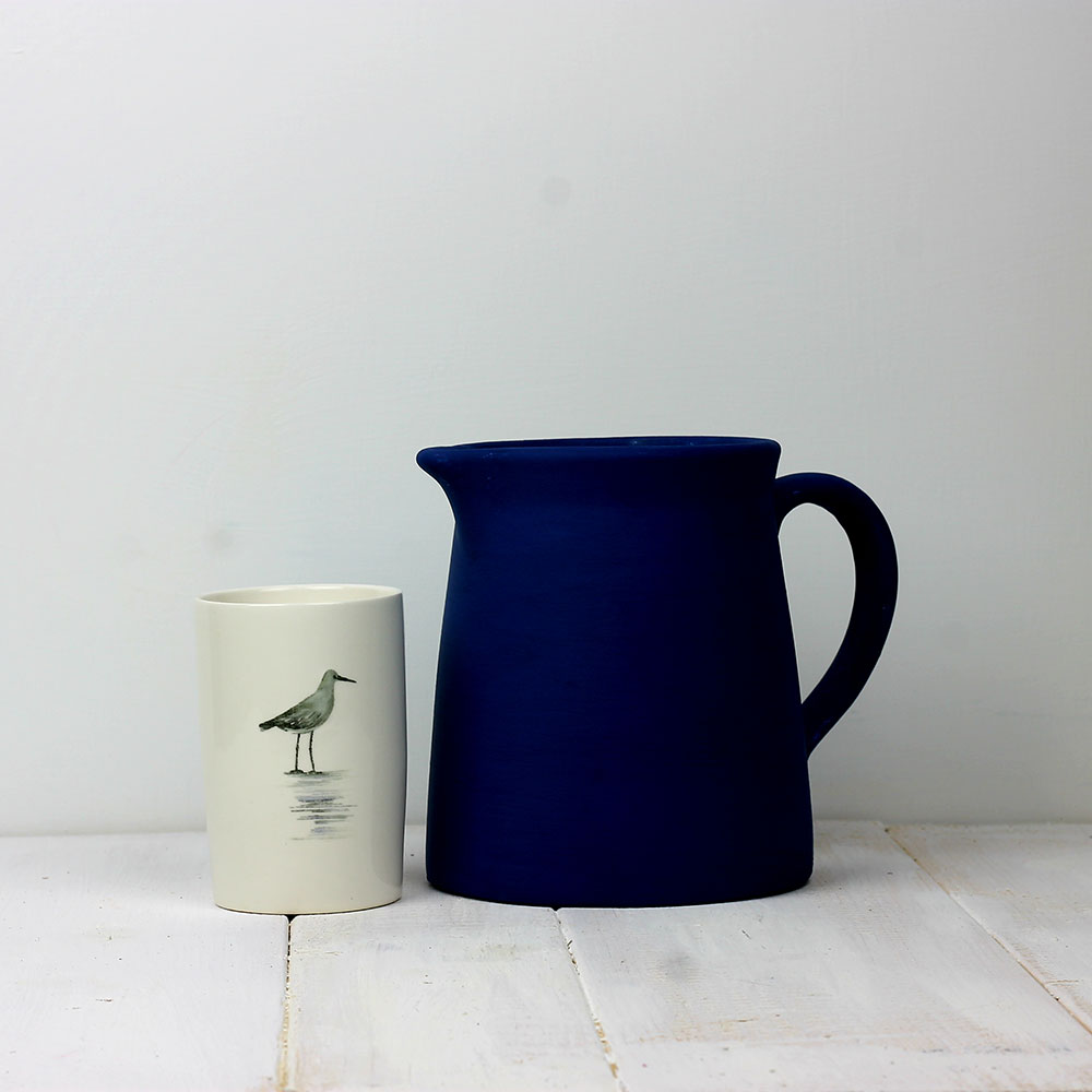chalk-paint-dark-blue-northern-star-jug-vintro-2