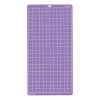 Fialová podložka Cricut s silnou přilnavostí 30 × 60 cm – detail pohledu na povrch a strukturu