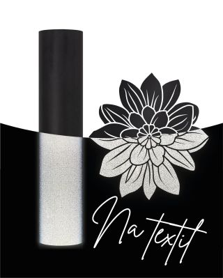 Černá, která ve světle zazáří ✨ Reflexní nažehlovací fólie pro potisk textilu. 👉 najdešna vinylart.cz #vinylartcz...