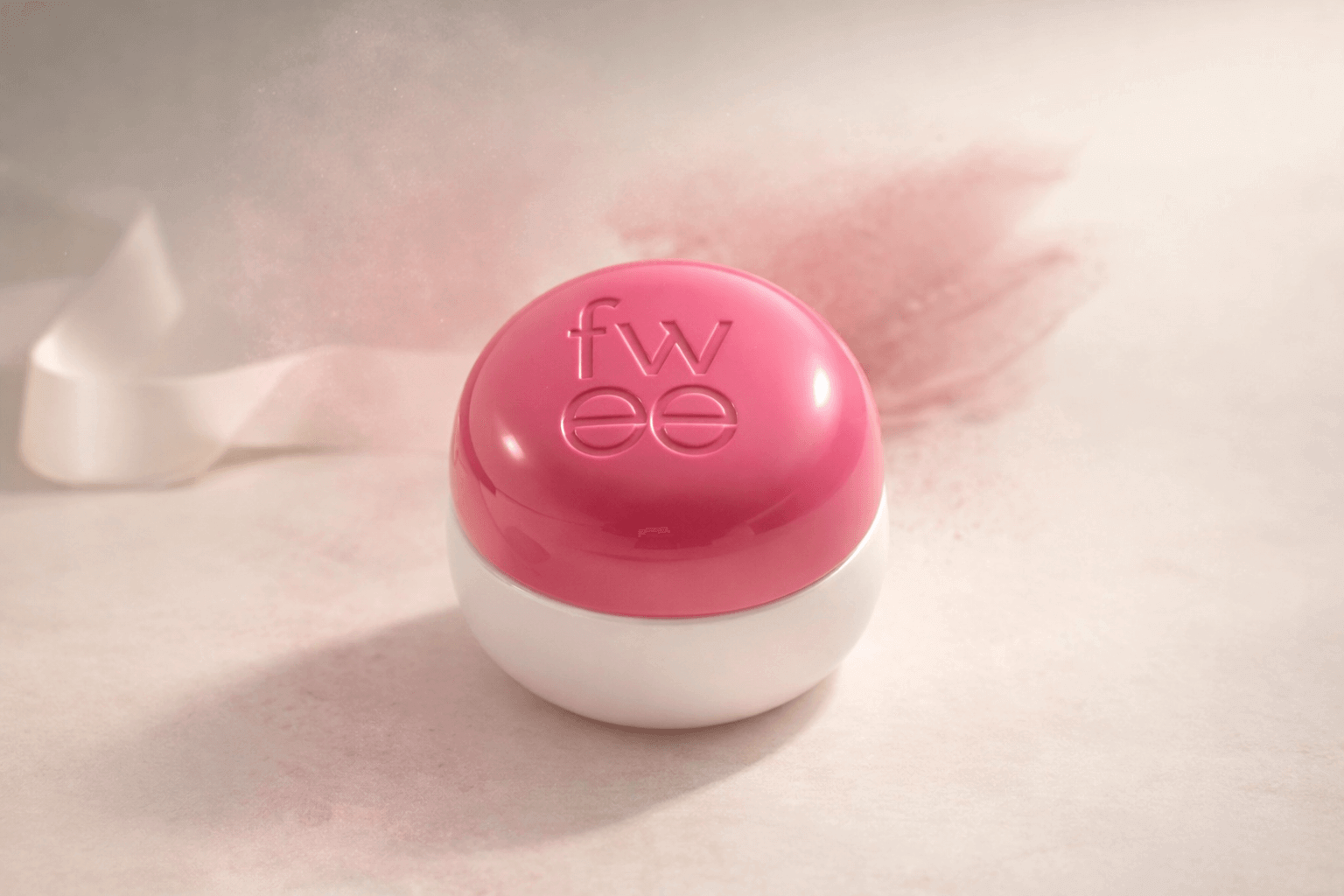 Jedním tahem přirozený look: FWEE Pudding Pot na rty i tváře