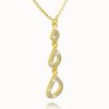 Elegant celebrity in yellow gold, 14K