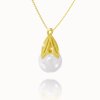 Elegant chain with a pearl pendant made of 14K yellow gold