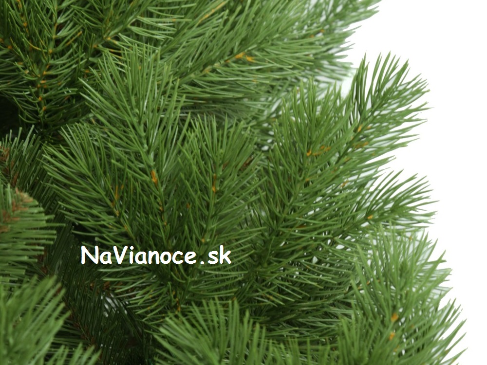 maly-borovicovy-umely-vianocny-stromcek-cele-3d-ihlicie