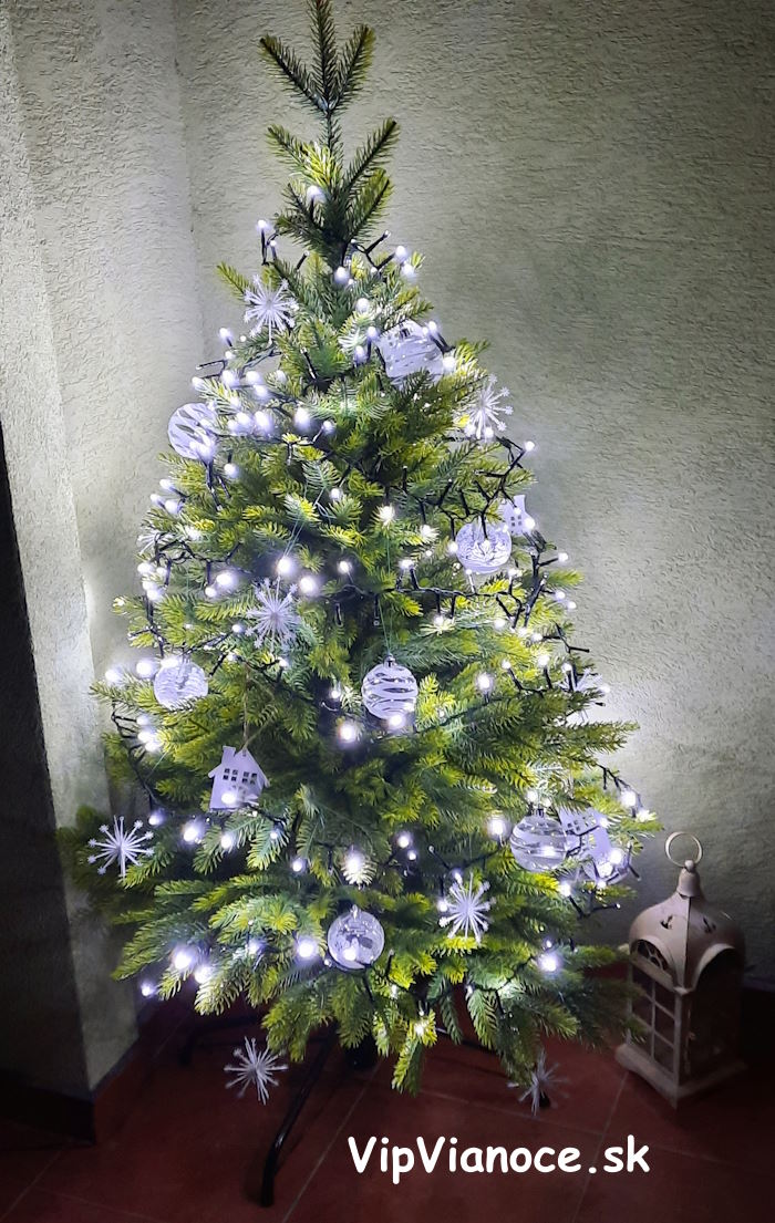 full-3d-umely-vianocny-stromcek