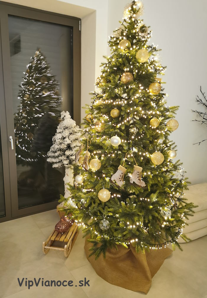 full-cely-3d-umely-vianocny-stromcek-jedla