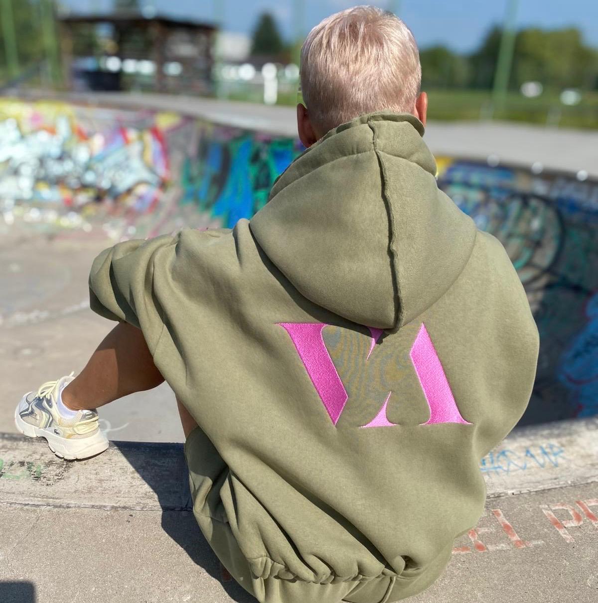 Mikina Army