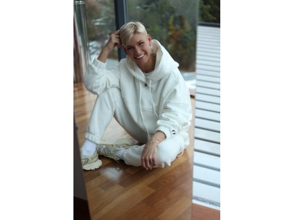 Facetune 11 02 2026 07 38 49