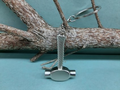 Prívesok na kľúče náradie Kladivo