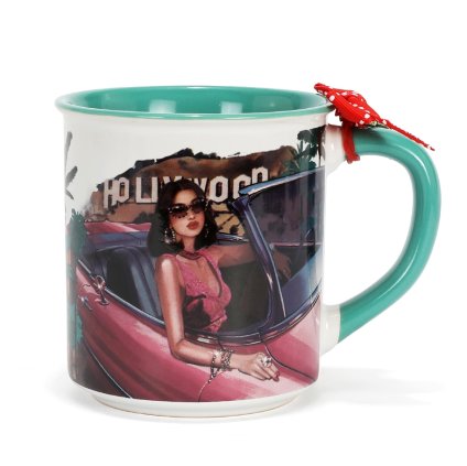 CUP7606 HOLLYWOOD DRIVE MAIN