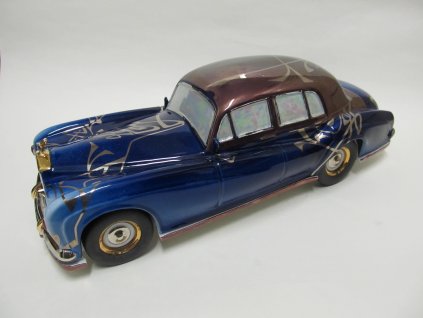 Humidor „Rolls-Royce“  Nosek Boris