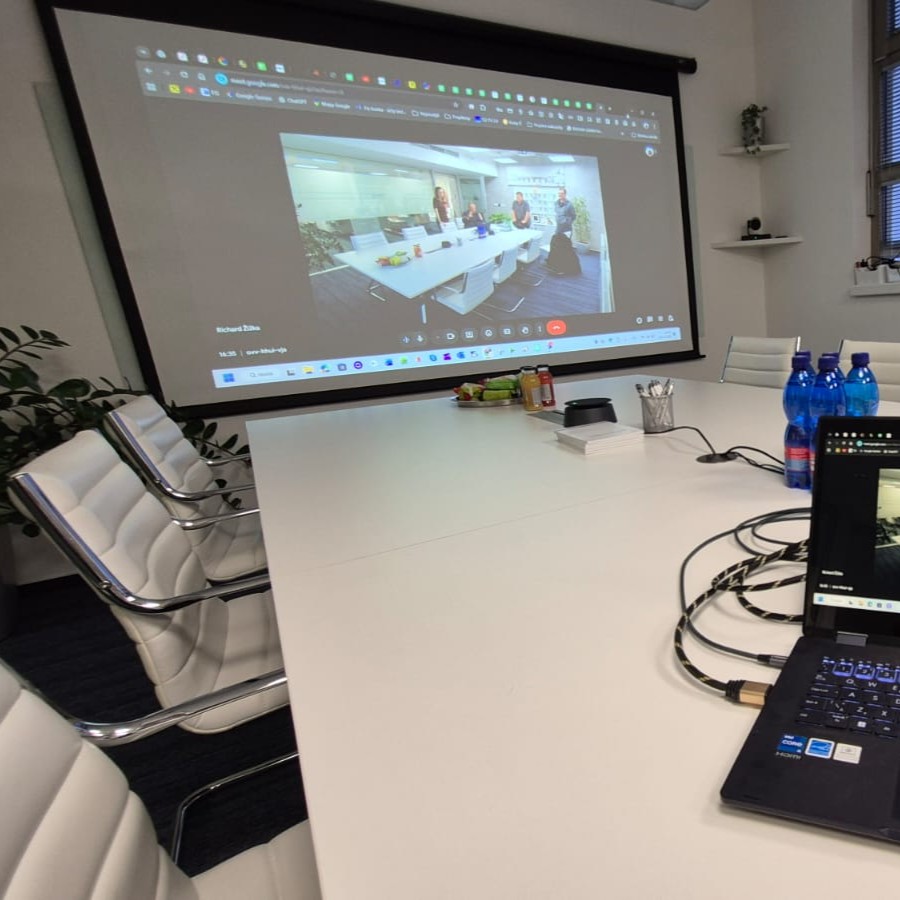 Meetingové prostory jedině se spolehlivou technikou