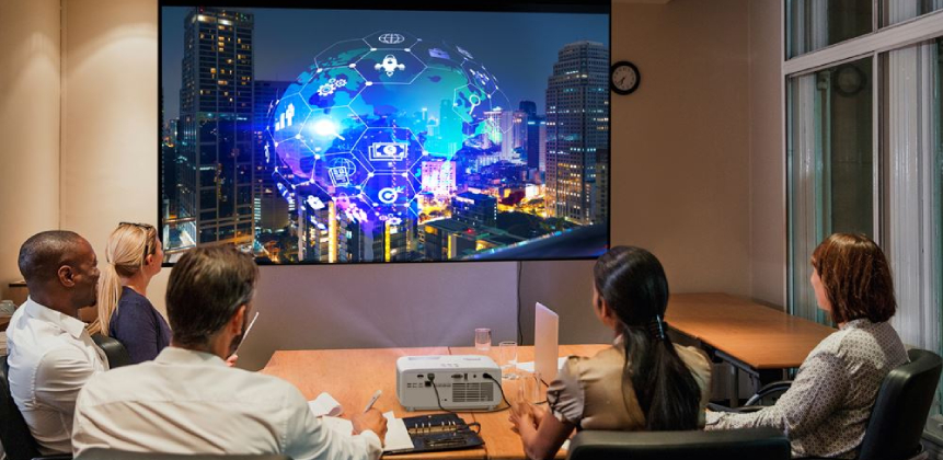 Projektory s oslnivým výkonem