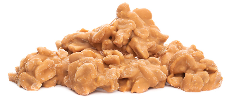 Arašídové hrudky ve slaném karamelu - z boku