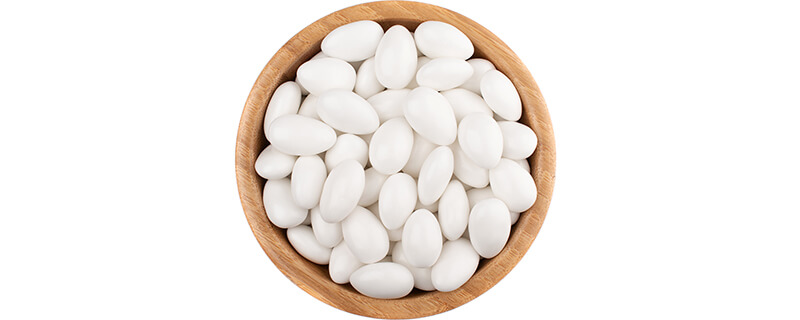 Mandlové konfety bílé 3