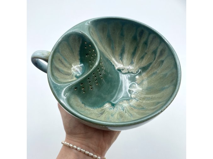 Vitahrnek děrovaný oliváč