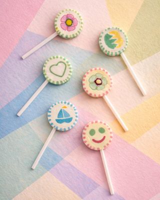 Věděli jste, že naše roksová lízátka nejsou jen chutná, ale i účinná? Spojili jsme klasickou cukrovinku s pečlivě...