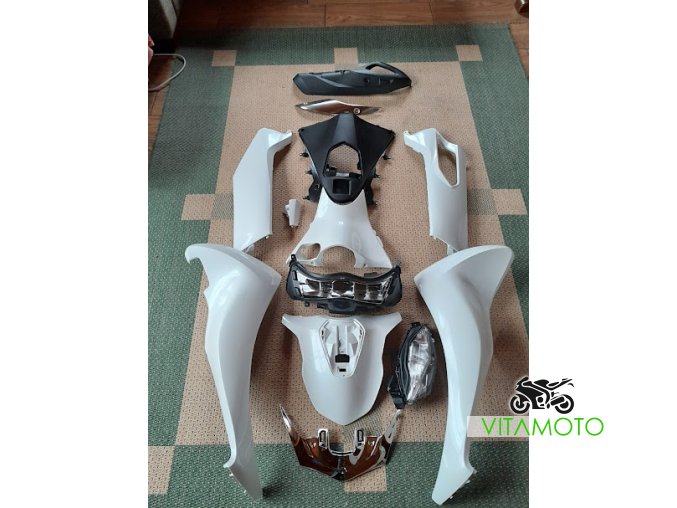 Honda SH 125 - plasty - světla