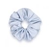 Saténová scrunchie gumička - Světle modrá matná