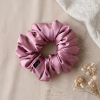 Saténová scrunchie gumička - starorůžová tmavá