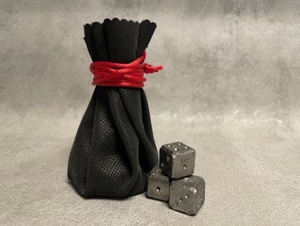 Kované hrací kostky — ručně kované z oceli