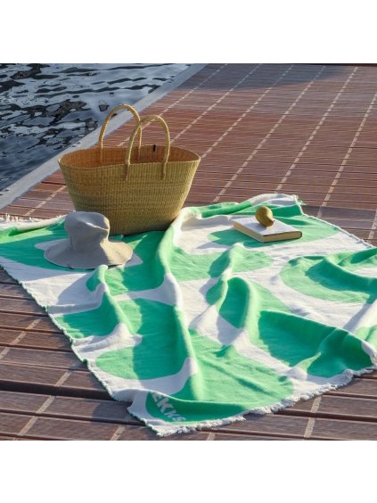 79AB7576 3F19 4BD0 8CFC 8F7CBD5A80AF