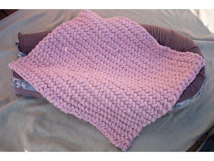 Dětská háčkovaná deka světle růžová – do kočárku a postýlky  55×70 cm, OEKO-TEX