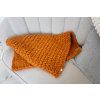Dětská háčkovaná deka oranžová/hnědá – do kočárku a postýlky  55×70 cm, OEKO-TEX