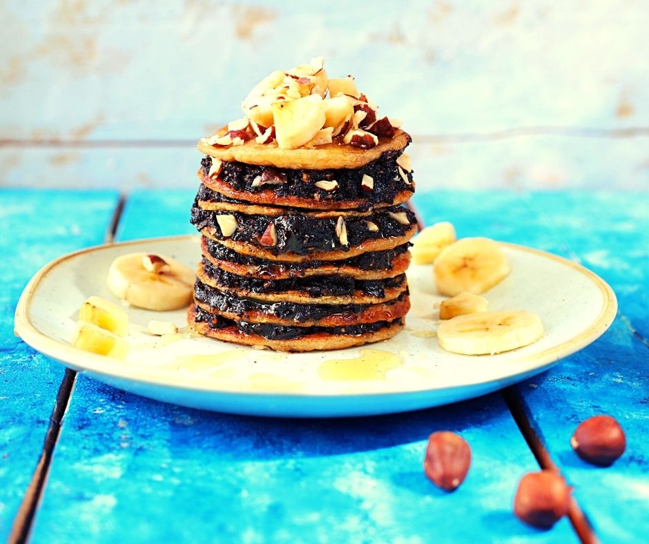 Bezlepkové lívance s lískooříškovým krémem s hořkou čokoládou AZTECMAN