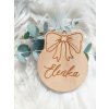 VIZUALI.CZ vánoční ozdoba se jménem na vánoční stromeček ve tvaru kouličky ze dřeva